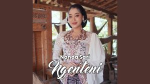 Nanda Sari - Ngenteni Nanda Sari - Ngenteni