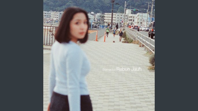 Bernadya - Rabun Jauh