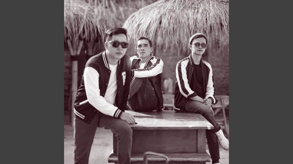 Tertunda Bukan Akhir - Asbak Band